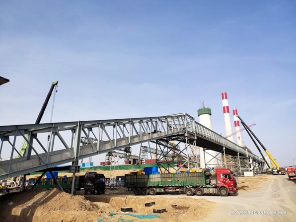 山西熱電聯(lián)產(chǎn)項(xiàng)目5號輸煤棧橋鋼結(jié)構(gòu)全線貫通